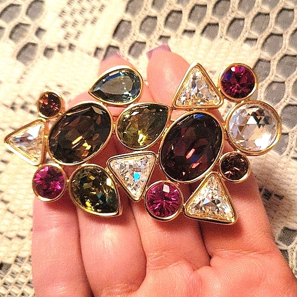 Swarovski Jewelry - Spectacular Swarovski Crystal Abstract Spray Brooch